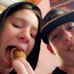 Meet your Posher, Isabelle